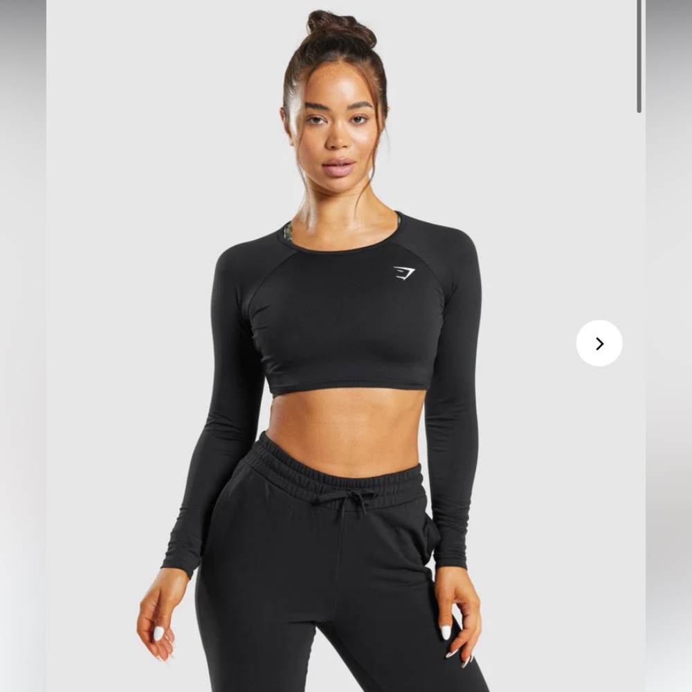 Gym Shark- training long sleeve crop top